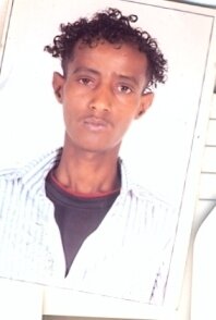 أم تصرخ :أنقذوا ابني ؟! أم تصرخ :أنقذوا ابني ؟!